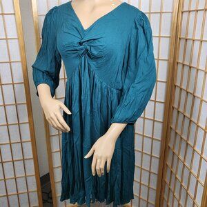 Torrid NWT green elbow-length sleeve dress v-neck with ruching detail size 1 14